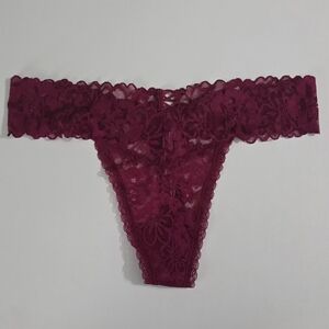 XL Victoria Secret Lace Thong in Burgundy NWT